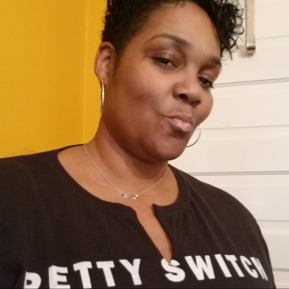 Meet your Posher, Shelly